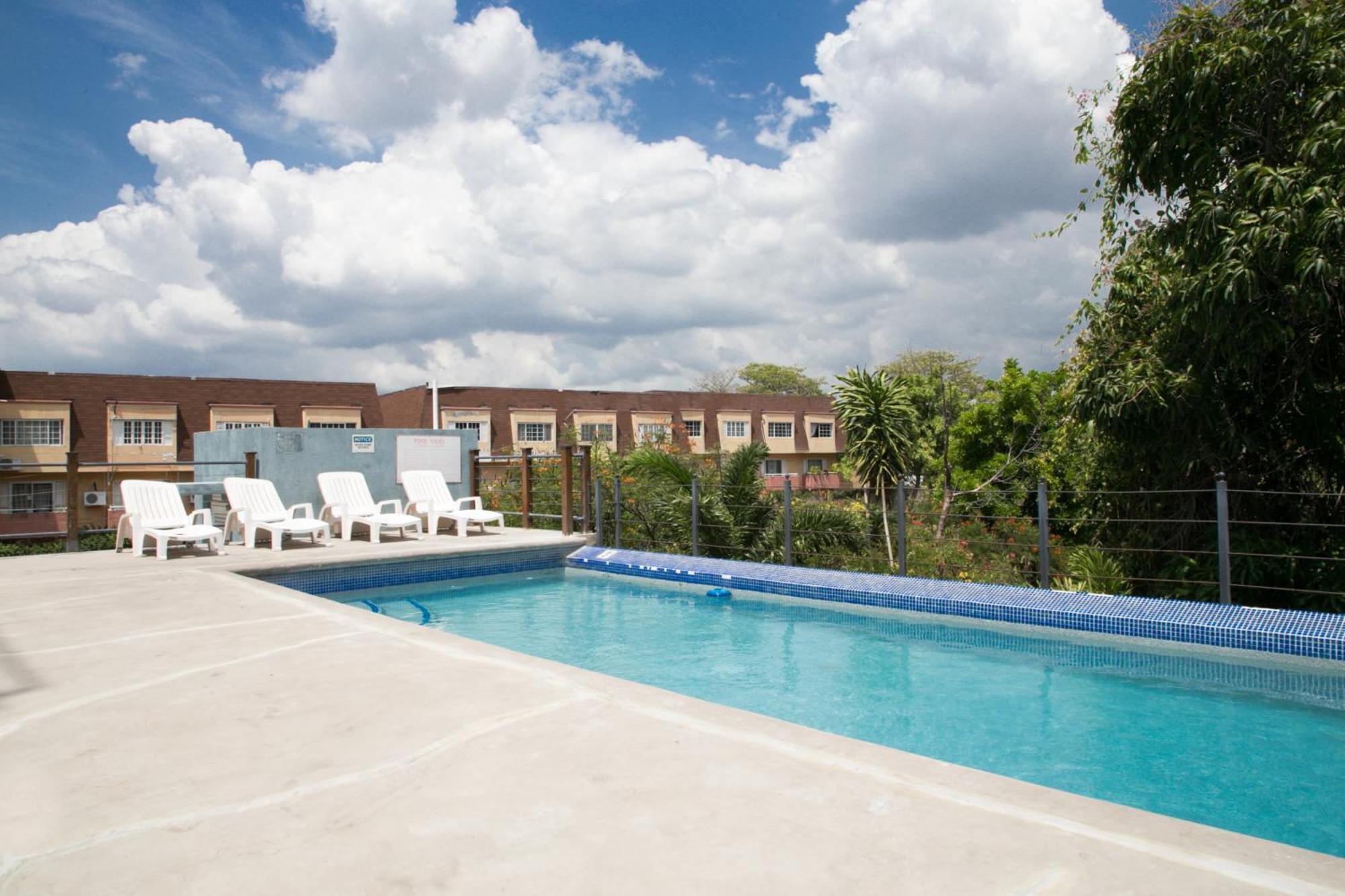 Choose To Be Happy At Brompton Estates - One And Two Bedroom With Pool Кингстон Экстерьер фото